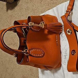 Brooklyn small leather satchel.MK